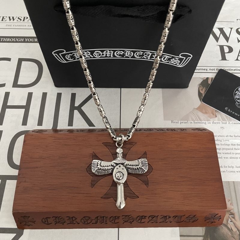 Ch**me He**ts necklaces